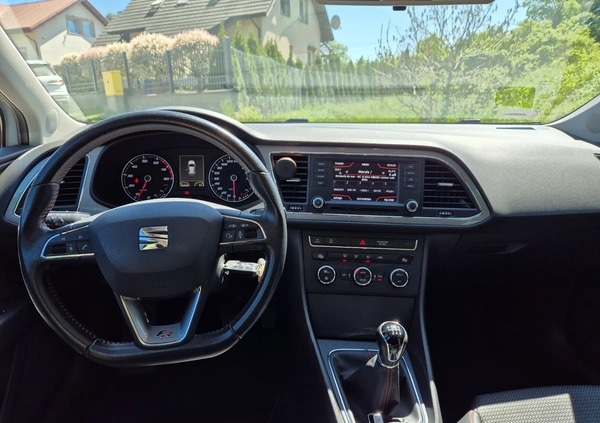Seat Leon cena 38900 przebieg: 192200, rok produkcji 2013 z Międzychód małe 191